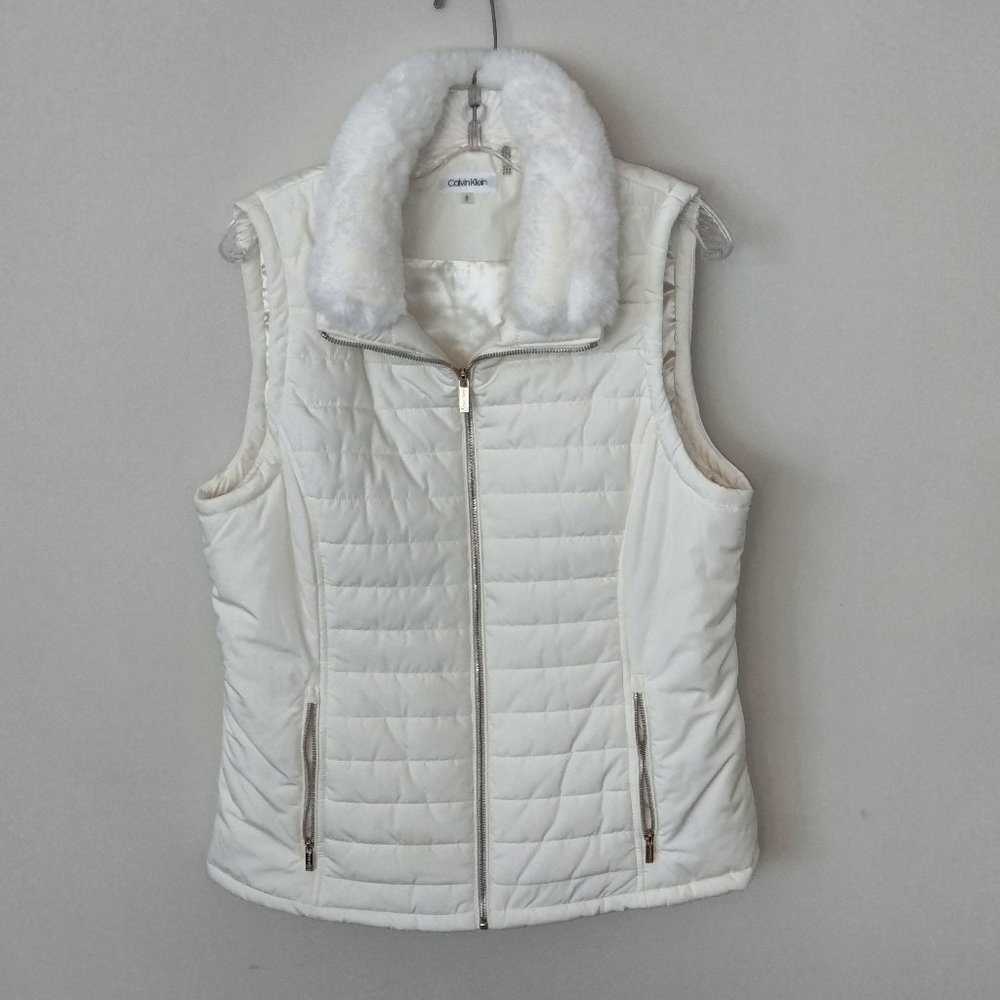 Calvin Klein ivory puffy vest with faux fur collar
